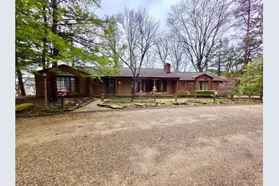 621 N Walnut Drive, Logan, OH 43138 - Photo 1