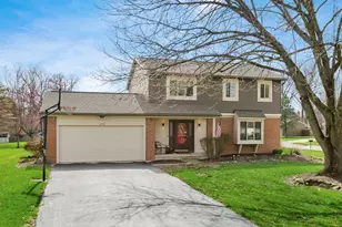 292 Maple Pl, Pickerington, OH 43147 - Photo 1