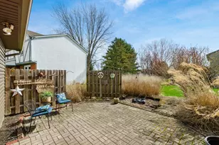 292 Maple Pl, Pickerington, OH 43147 - Photo 3