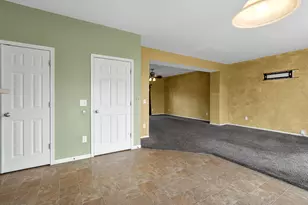 7894 Champaign Dr, Blacklick, OH 43004 - Photo 13