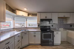 12 E Main St, Glouster, OH 45732 - Photo 11