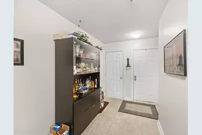 2515 Dahlia Way #64C, Columbus, OH 43235 - Photo 5