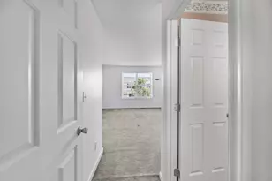2515 Dahlia Way, Columbus, OH 43235 - Photo 25