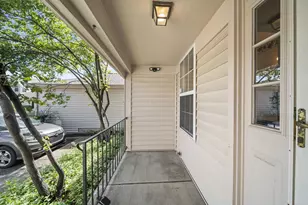 2515 Dahlia Way, Columbus, OH 43235 - Photo 5