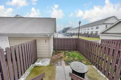 3863 Preserve Crossing Boulevard #47, Columbus, OH 43230 - Photo 9