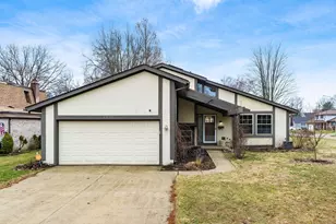 7121 Medallion Ct, Reynoldsburg, OH 43068 - Photo 1