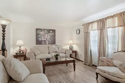 2125 Keltonshire Avenue, Columbus, OH 43229 - Photo 5