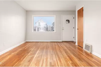 396 S Hague Avenue, Columbus, OH 43204 - Photo 7