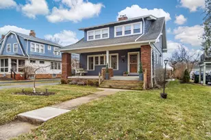 107 E Dunedin Rd, Columbus, OH 43214 - Photo 3