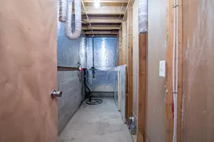 1040 Greeley Dr, Galloway, OH 43119 - Photo 31