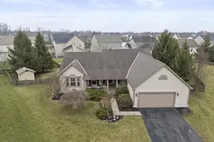7800 Narrow Leaf Ct, Blacklick, OH 43004 - Photo 3