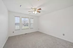 7800 Narrow Leaf Ct, Blacklick, OH 43004 - Photo 35