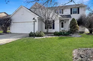 559 Cherry Hill Dr, Pickerington, OH 43147 - Photo 1