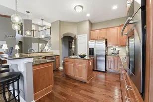 8574 Trail Lake Dr, Powell, OH 43065 - Photo 13