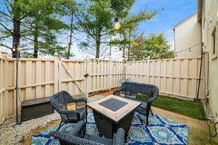 1946 Rockdale Dr, Columbus, OH 43229 - Photo 13