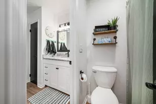 1946 Rockdale Dr, Columbus, OH 43229 - Photo 19