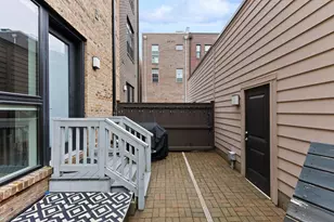 306 Neruda Ave, Columbus, OH 43215 - Photo 49