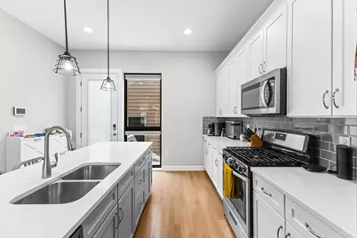 306 Neruda Avenue, Columbus, OH 43215 - Photo 19