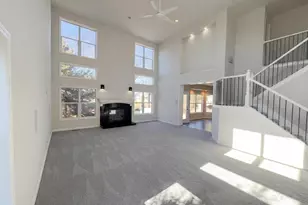 8189 Shady Maple Dr, Canal Winchester, OH 43110 - Photo 3