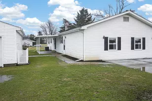 1010 Jamison Rd NW, Washington Court House, OH 43160 - Photo 5