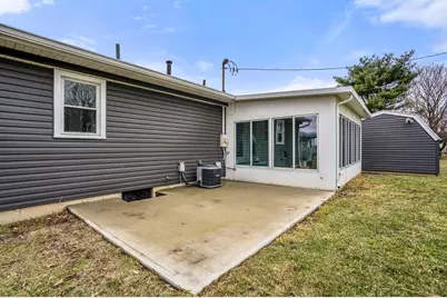 1121 W Sandusky Avenue, Bellefontaine, OH 43311 - Photo 21