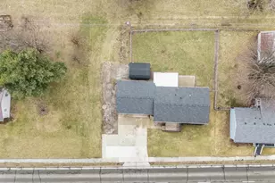 1121 W Sandusky Ave, Bellefontaine, OH 43311 - Photo 27