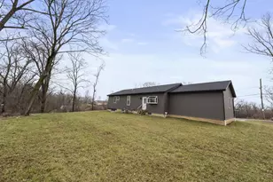 531 Emmit Ave, Columbus, OH 43228 - Photo 37