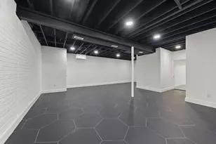 531 Emmit Ave, Columbus, OH 43228 - Photo 27