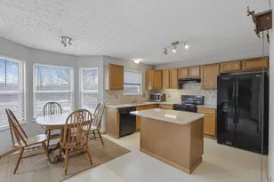 9190 Prestwick Green Dr, Columbus, OH 43240 - Photo 9