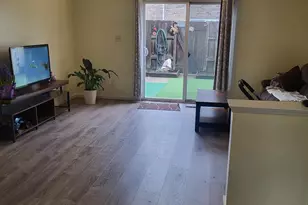 2375 Woodbrook Cir S, Columbus, OH 43223 - Photo 3