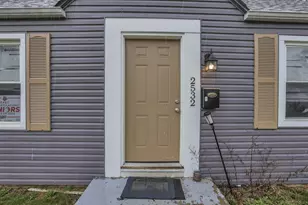 2532 Renwood Pl, Columbus, OH 43211 - Photo 5