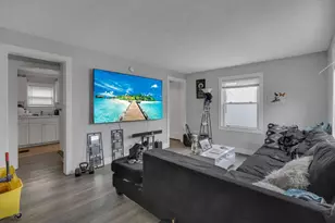 2532 Renwood Pl, Columbus, OH 43211 - Photo 7