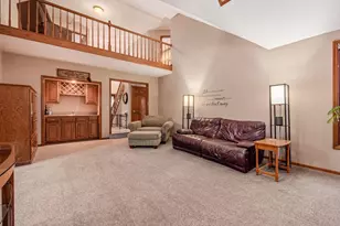 667 Salt Lick Ln, Columbus, OH 43230 - Photo 5