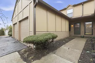 717 Alta View Ct, Columbus, OH 43085 - Photo 3