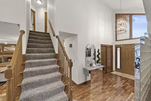 5850 Chatterfield Dr, Dublin, OH 43017 - Photo 3