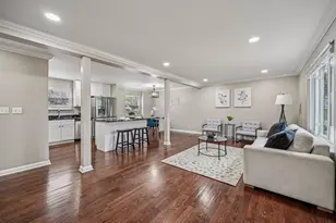 2899 Granada Hills Dr, Columbus, OH 43231 - Photo 7