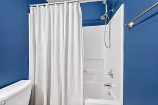 7853 Barkwood Dr, Columbus, OH 43085 - Photo 25