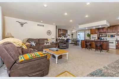 2595 Canal Drive, Millersport, OH 43046 - Photo 7