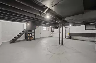 2712 Eakin Rd, Columbus, OH 43204 - Photo 33