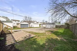 2712 Eakin Rd, Columbus, OH 43204 - Photo 39