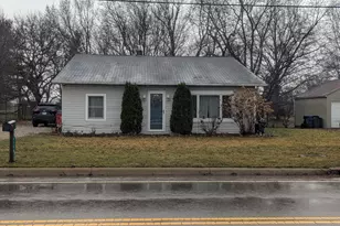 6136 Mink St SW, Pataskala, OH 43062 - Photo 1