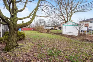 1439 Firwood Dr, Columbus, OH 43229 - Photo 59