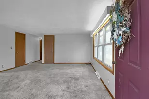 414 River St, Bucyrus, OH 44820 - Photo 3