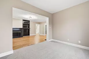 474 N Court St, Circleville, OH 43113 - Photo 5