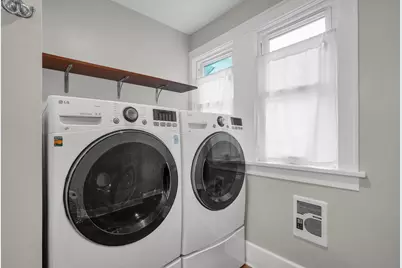 39 E Sandusky Street, Fredericktown, OH 43019 - Photo 19