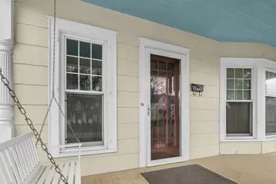 39 E Sandusky Street, Fredericktown, OH 43019 - Photo 3