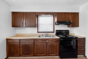 1211 Shady Lane Rd, Columbus, OH 43227 - Photo 13