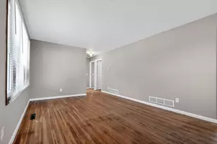 1211 Shady Lane Rd, Columbus, OH 43227 - Photo 7