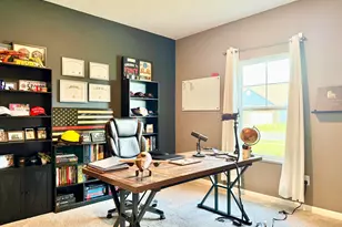 458 Quincy Cir, London, OH 43140 - Photo 7