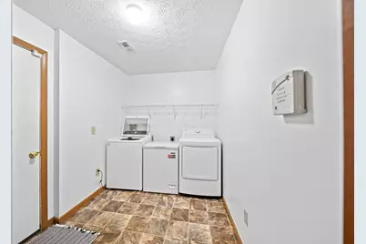 4668 Kenross Drive, Columbus, OH 43207 - Photo 21